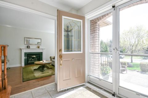 Photo 4 at 112 Crimson Ridge Road, Bayshore, Barrie