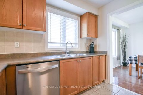 Photo 10 at 112 Crimson Ridge Road, Bayshore, Barrie