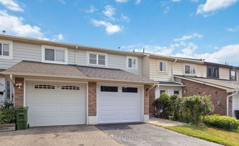 Photo 2 at 77 Lowry Square, Malvern, Toronto