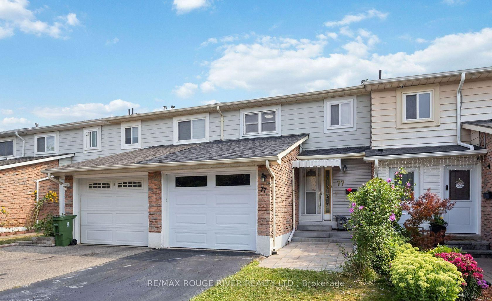 77 Lowry Square, Malvern, Toronto photo 0