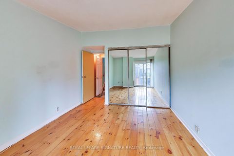 Photo 13 at 18 - 325 Jarvis Street, Moss Park, Toronto