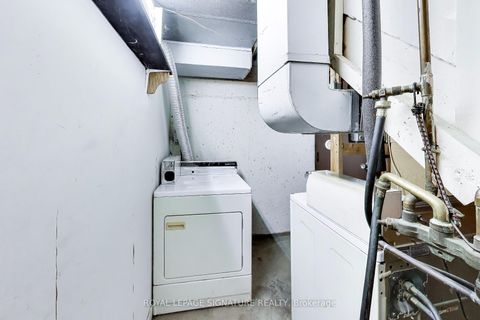Photo 18 at 18 - 325 Jarvis Street, Moss Park, Toronto