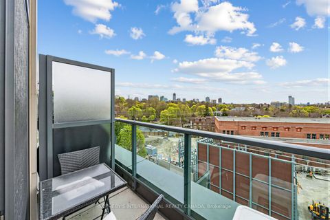Photo 22 at 714 - 377 Madison Avenue, Casa Loma, Toronto
