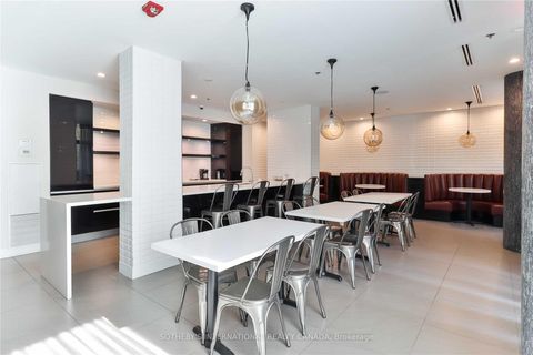 Photo 25 at 714 - 377 Madison Avenue, Casa Loma, Toronto