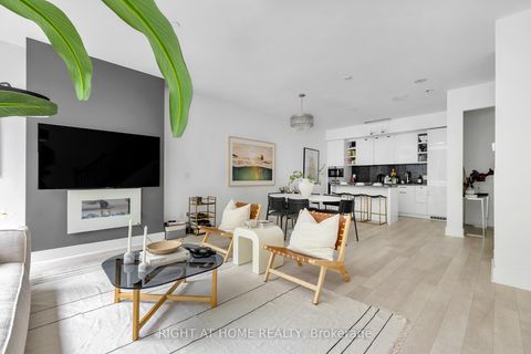 Photo 7 at TH 101 - 32 Davenport Road, Annex, Toronto