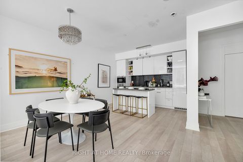 Photo 9 at TH 101 - 32 Davenport Road, Annex, Toronto