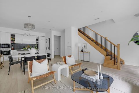 Photo 11 at TH 101 - 32 Davenport Road, Annex, Toronto