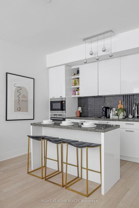 Photo 12 at TH 101 - 32 Davenport Road, Annex, Toronto