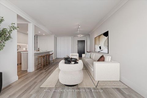 Photo 3 at 706 - 3000 Bathurst Street, Lawrence, Toronto