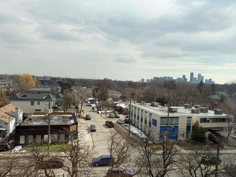 Photo 12 at 706 - 3000 Bathurst Street, Lawrence, Toronto