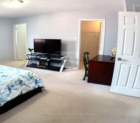 Photo 22 at 761 Joe Persechini Drive, Summerhill Estates, Newmarket