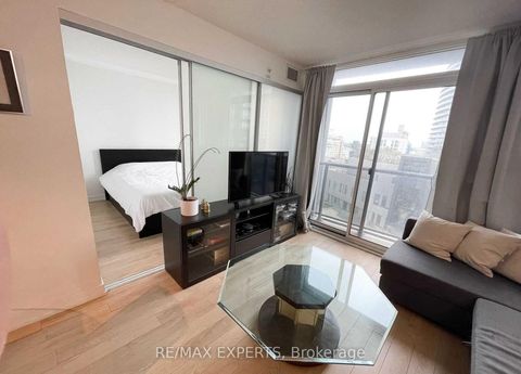 Photo 10 at 805 - 85 Queens Wharf Road, Waterfront Communities C1, Toronto