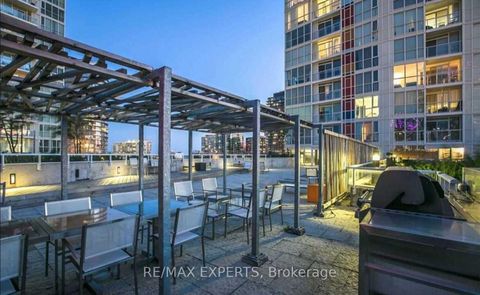 Photo 14 at 805 - 85 Queens Wharf Road, Waterfront Communities C1, Toronto