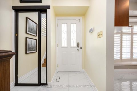 Photo 2 at 104 Billington Crescent, Donalda, Toronto