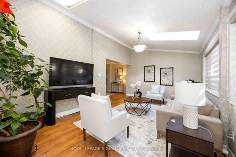 Photo 14 at 104 Billington Crescent, Donalda, Toronto