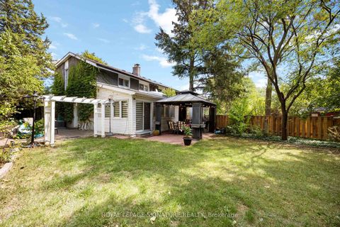 Photo 31 at 104 Billington Crescent, Donalda, Toronto