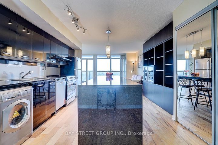 Photo 6 at 1705 - 29 Singer Court, Bayview Village, Toronto