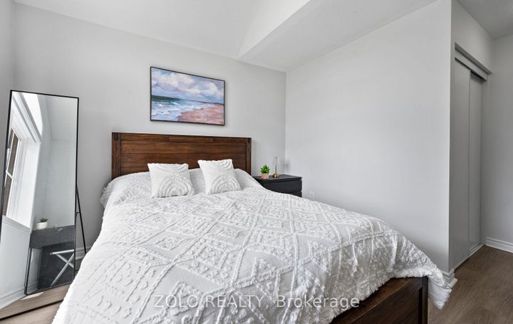 Photo 37 at 26 - 22 Spring Creek Drive, Waterdown, Hamilton