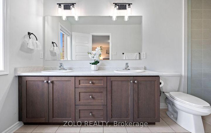Photo 38 at 26 - 22 Spring Creek Drive, Waterdown, Hamilton