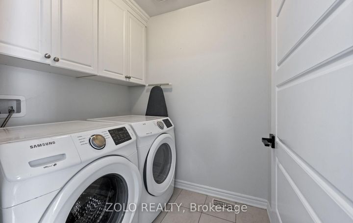 Photo 41 at 26 - 22 Spring Creek Drive, Waterdown, Hamilton