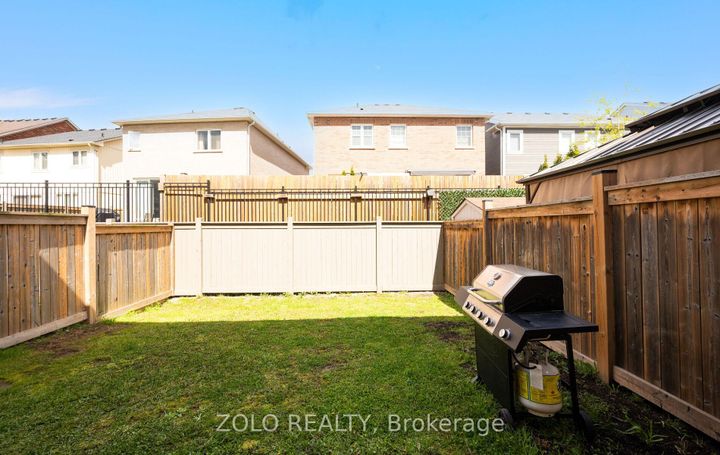 Photo 45 at 26 - 22 Spring Creek Drive, Waterdown, Hamilton