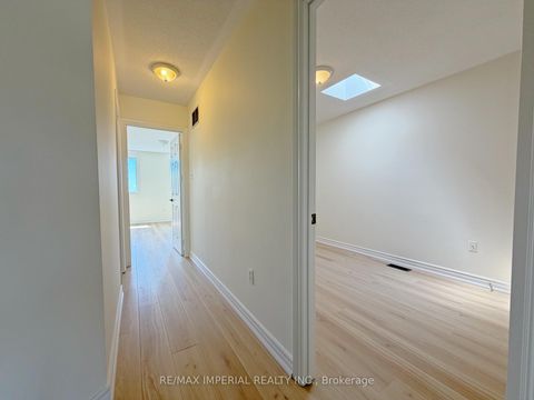 Photo 2 at 623-623A The Queensway, Queensway, Toronto