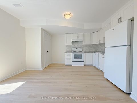 Photo 14 at 623-623A The Queensway, Queensway, Toronto