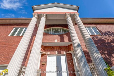 Photo 2 at 116 Goulding Avenue, Newtonbrook West, Toronto