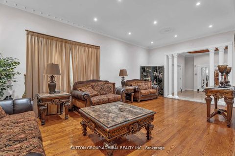 Photo 12 at 116 Goulding Avenue, Newtonbrook West, Toronto
