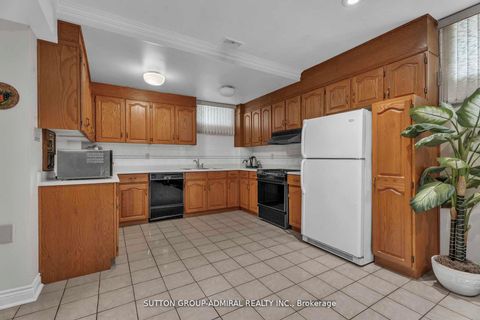Photo 41 at 116 Goulding Avenue, Newtonbrook West, Toronto