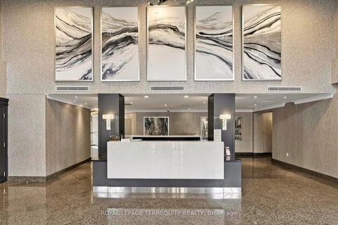 Photo 4 at LPH 1 - 2 Clairtrell Road, Willowdale East, Toronto
