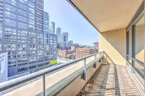 Photo 22 at 914 - 438 King Street W, Waterfront Communities C1, Toronto
