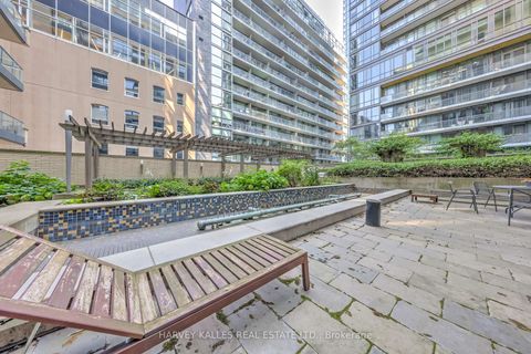 Photo 26 at 914 - 438 King Street W, Waterfront Communities C1, Toronto