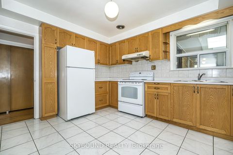 Photo 12 at 44 Tinder Crescent, Victoria Village, Toronto