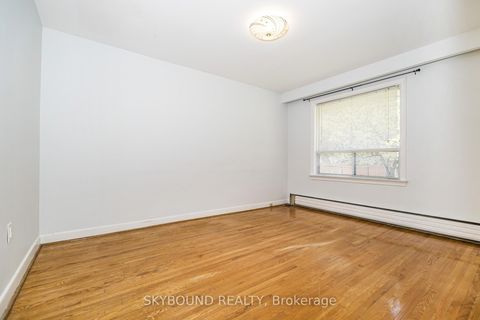 Photo 14 at 44 Tinder Crescent, Victoria Village, Toronto
