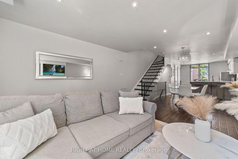 Photo 2 at 2608 - 12 Sudbury Street, Niagara, Toronto
