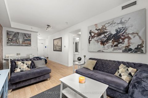 Photo 6 at 311 - 20 Bruyeres Mews, Niagara, Toronto