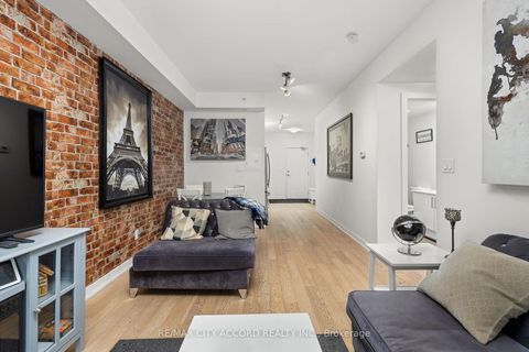 Photo 7 at 311 - 20 Bruyeres Mews, Niagara, Toronto
