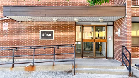 Photo 3 at 204 - 4060 Lawrence Avenue E, West Hill, Toronto
