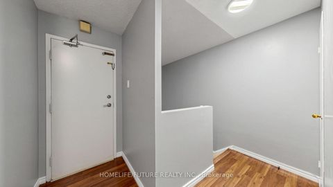 Photo 15 at 204 - 4060 Lawrence Avenue E, West Hill, Toronto