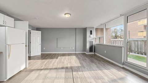 Photo 27 at 204 - 4060 Lawrence Avenue E, West Hill, Toronto