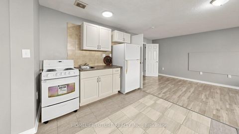 Photo 32 at 204 - 4060 Lawrence Avenue E, West Hill, Toronto