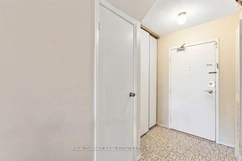 Photo 2 at 132 - 4001 Don Mills Road, Hillcrest Village, Toronto
