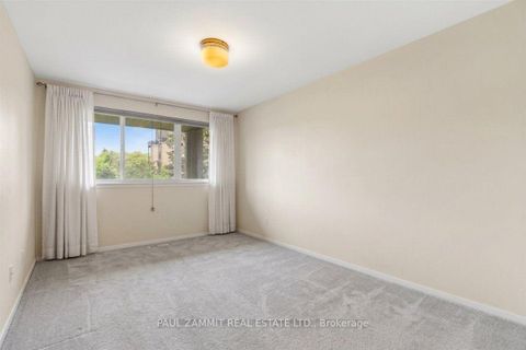 Photo 18 at 132 - 4001 Don Mills Road, Hillcrest Village, Toronto