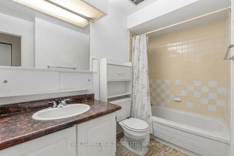 Photo 19 at 132 - 4001 Don Mills Road, Hillcrest Village, Toronto