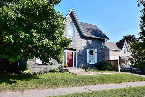 Photo 2 at 55 Brock Street E, Uxbridge