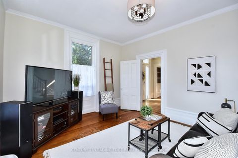 Photo 11 at 55 Brock Street E, Uxbridge