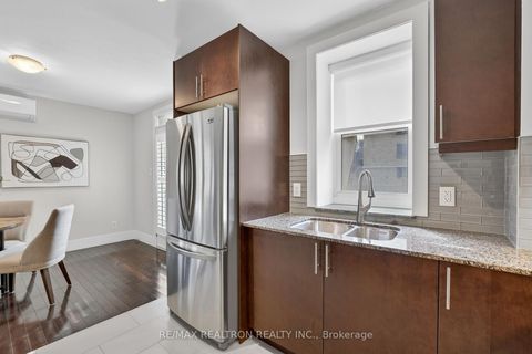 Photo 21 at 106 - 2603 Bathurst Street, Forest Hill North, Toronto