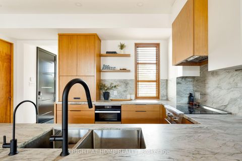 Photo 4 at 16 Marquis Avenue, Kingsway South, Toronto