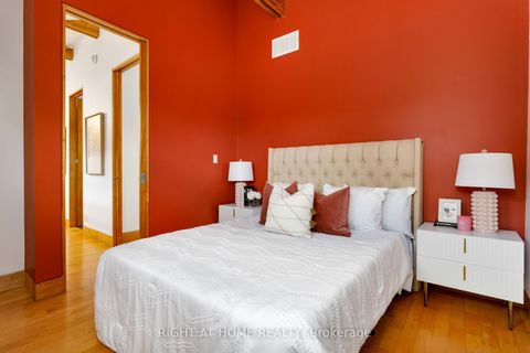 Photo 32 at 16 Marquis Avenue, Kingsway South, Toronto